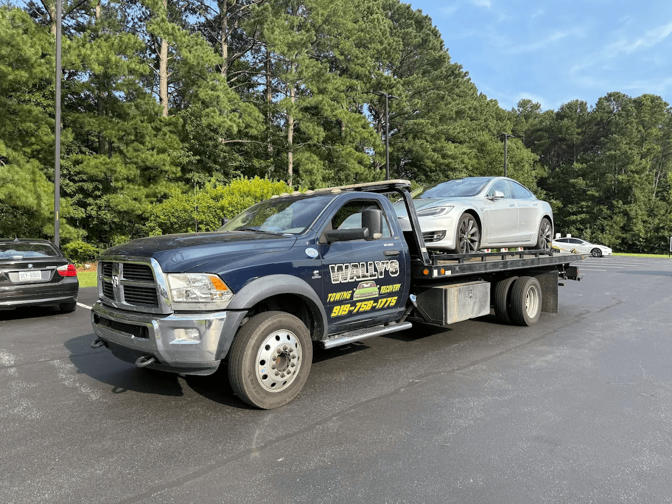 Wally's Towing & Recovery (1)