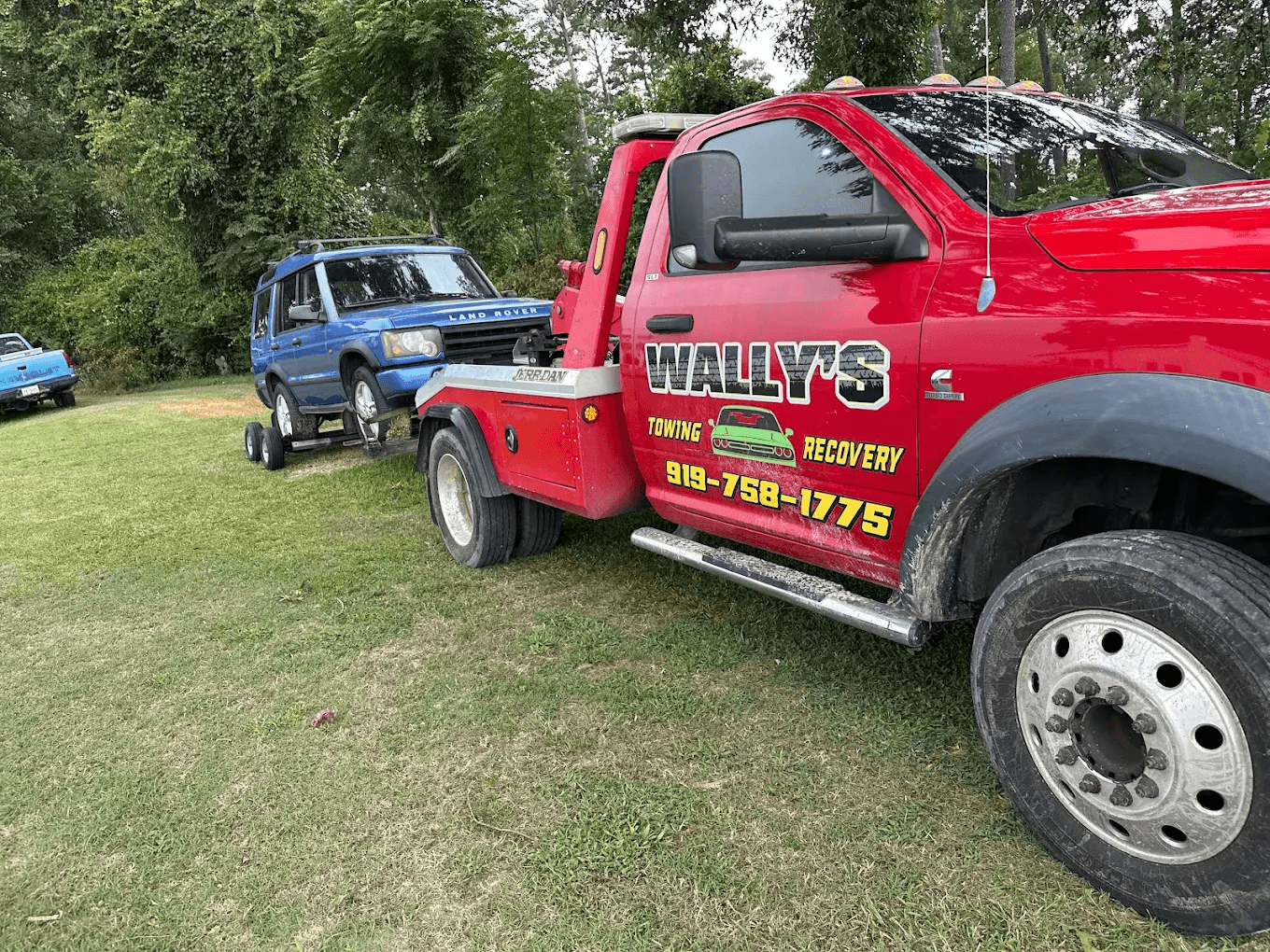 Wally's Towing & Recovery (10)