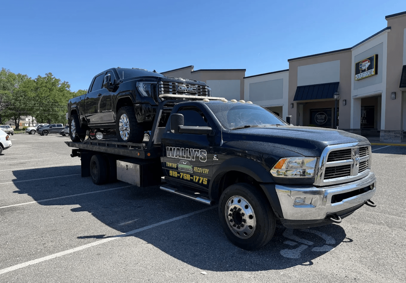 Wally's Towing & Recovery (7)
